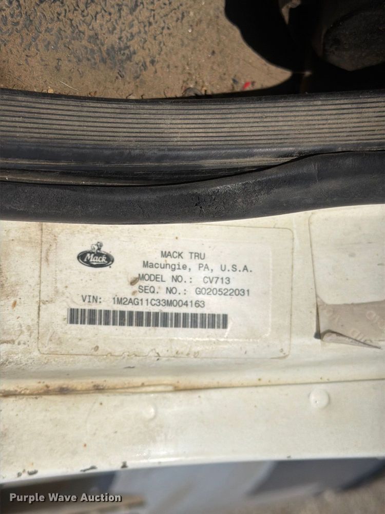 image for item FU4598 2003 Mack CV 713 dump truck