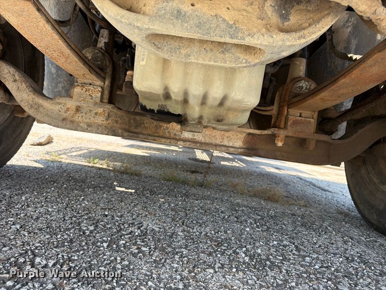 image for item FU4601 1994 Freightliner USF-1E semi truck