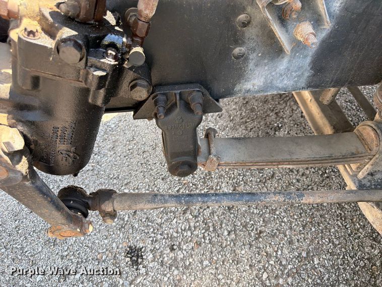 image for item FU4602 1996 Mack CH613 semi truck