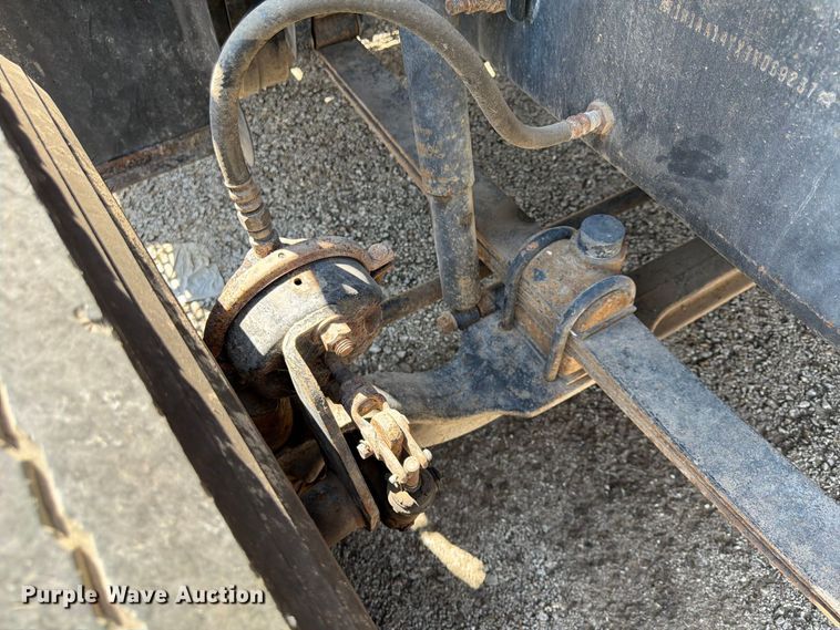 image for item FU4602 1996 Mack CH613 semi truck