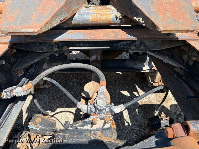 image for item FU4602 1996 Mack CH613 semi truck