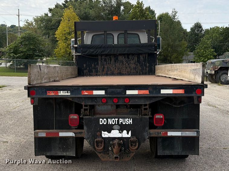 image for item FU4603 2001 Sterling Truck L7500 Series dump flatbed truck