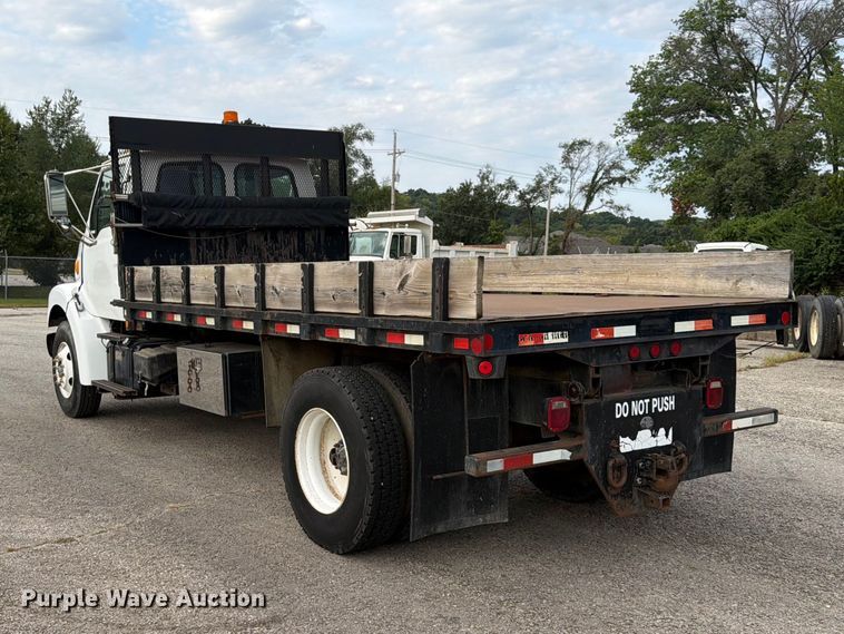 image for item FU4603 2001 Sterling Truck L7500 Series dump flatbed truck