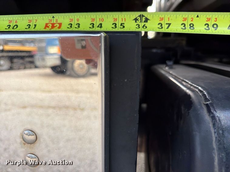 image for item FU4603 2001 Sterling Truck L7500 Series dump flatbed truck