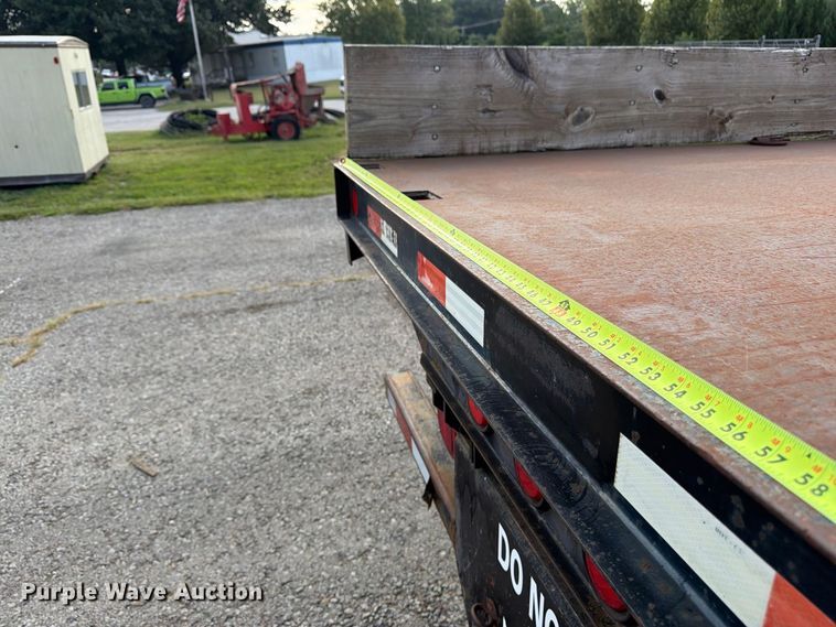 image for item FU4603 2001 Sterling Truck L7500 Series dump flatbed truck