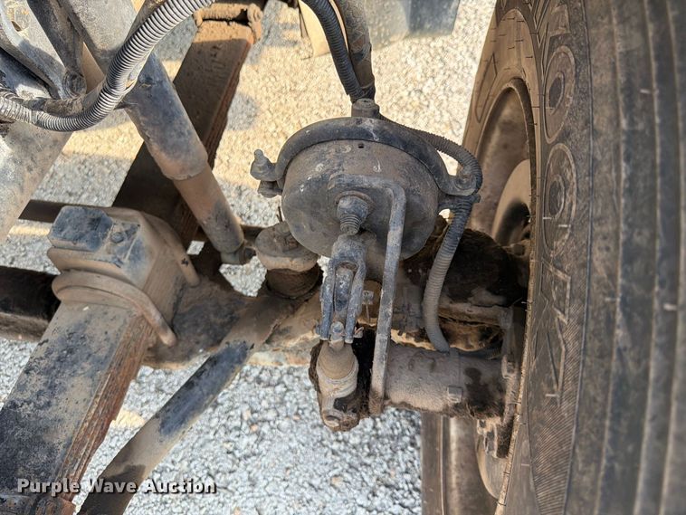 image for item FU4603 2001 Sterling Truck L7500 Series dump flatbed truck