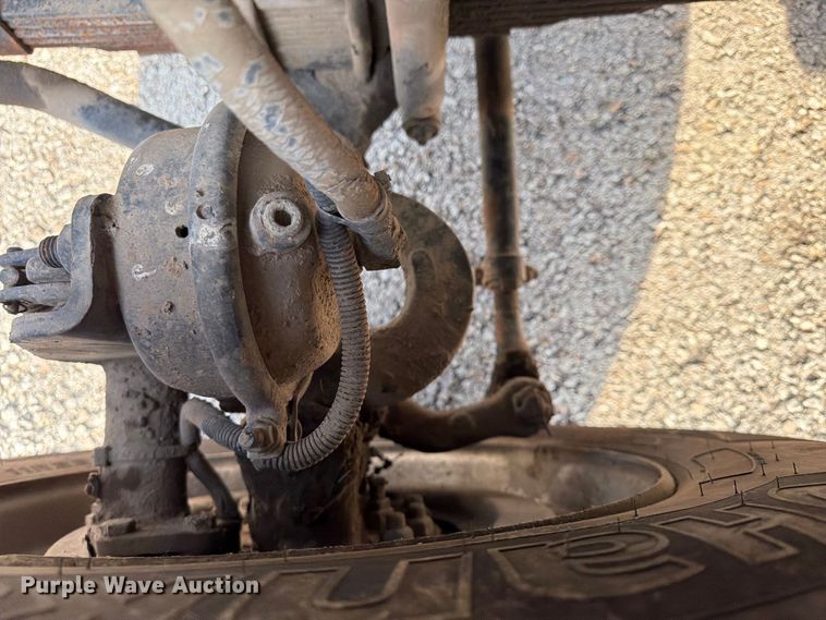 image for item FU4603 2001 Sterling Truck L7500 Series dump flatbed truck