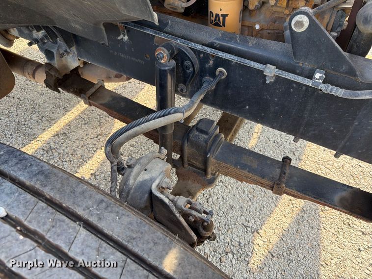 image for item FU4603 2001 Sterling Truck L7500 Series dump flatbed truck