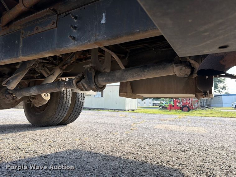 image for item FU4603 2001 Sterling Truck L7500 Series dump flatbed truck