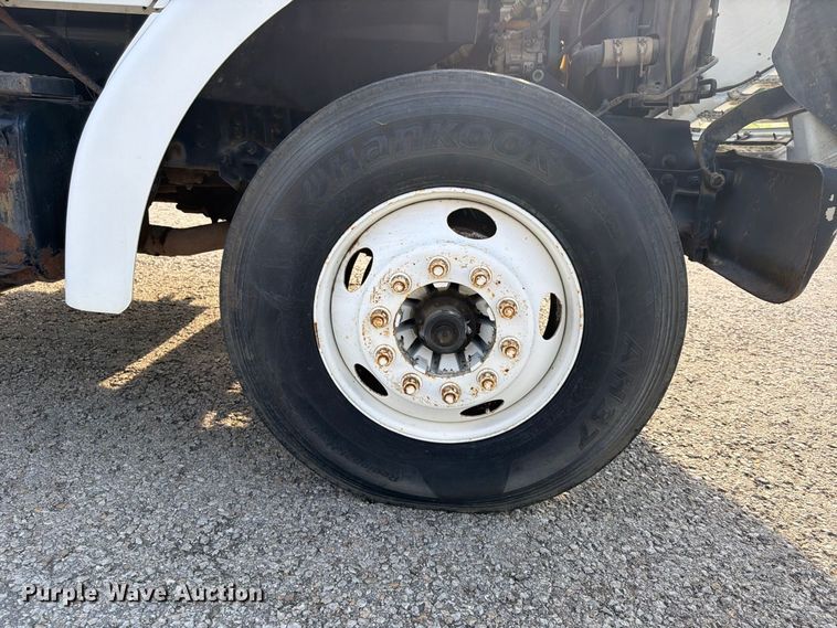 image for item FU4603 2001 Sterling Truck L7500 Series dump flatbed truck
