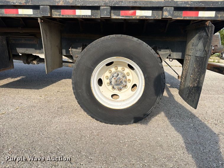 image for item FU4603 2001 Sterling Truck L7500 Series dump flatbed truck