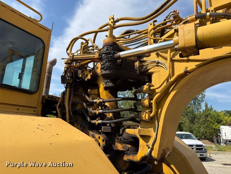 image for item FU4605 1996 Caterpillar 627F scraper