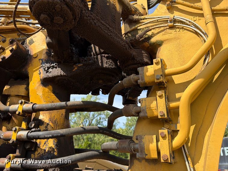 image for item FU4605 1996 Caterpillar 627F scraper