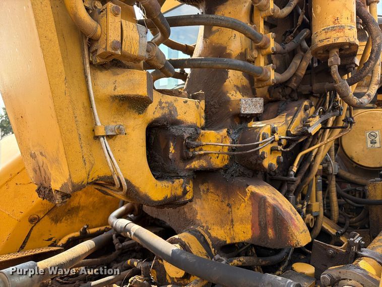 image for item FU4605 1996 Caterpillar 627F scraper