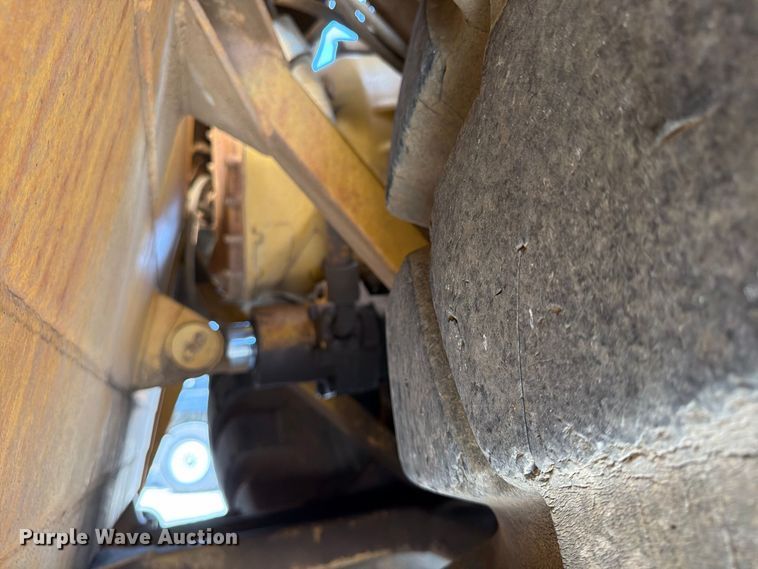 image for item FU4605 1996 Caterpillar 627F scraper