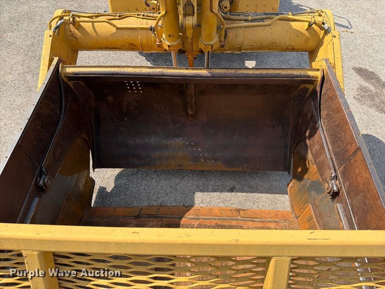 image for item FU4605 1996 Caterpillar 627F scraper