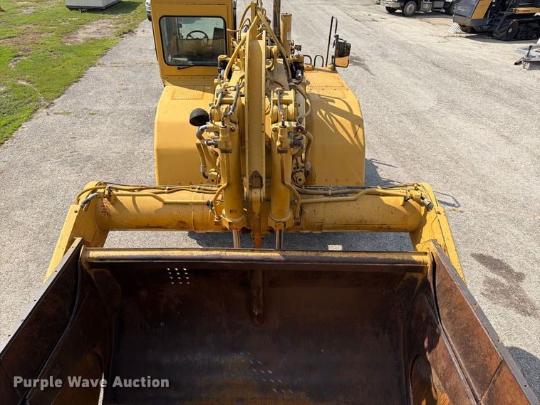 image for item FU4605 1996 Caterpillar 627F scraper