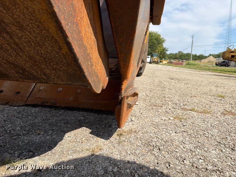 image for item FU4605 1996 Caterpillar 627F scraper