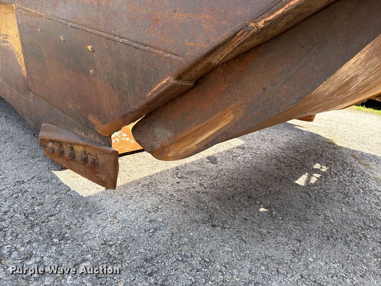 image for item FU4605 1996 Caterpillar 627F scraper