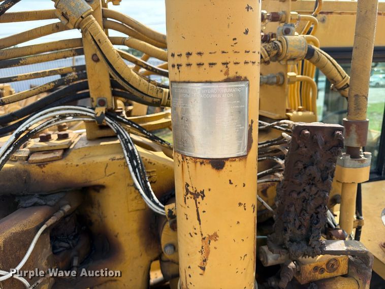 image for item FU4605 1996 Caterpillar 627F scraper