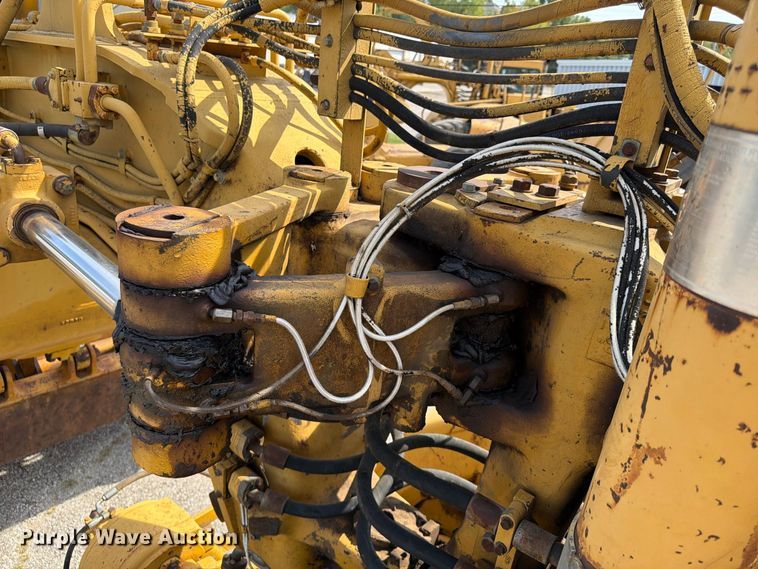 image for item FU4605 1996 Caterpillar 627F scraper