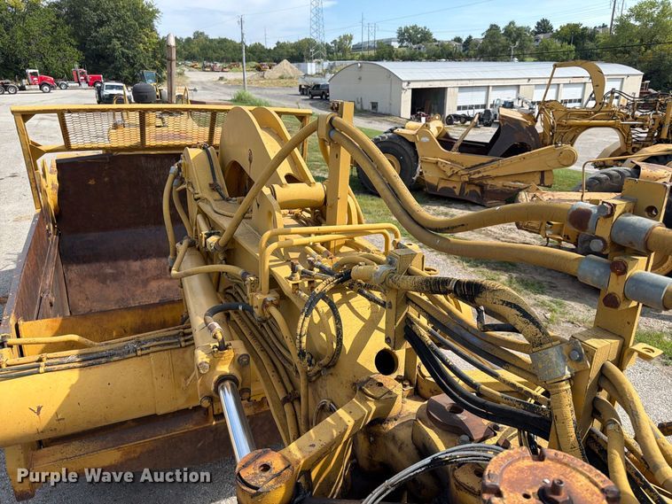 image for item FU4605 1996 Caterpillar 627F scraper