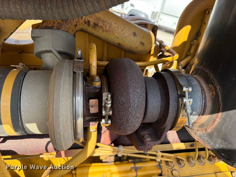 image for item FU4605 1996 Caterpillar 627F scraper
