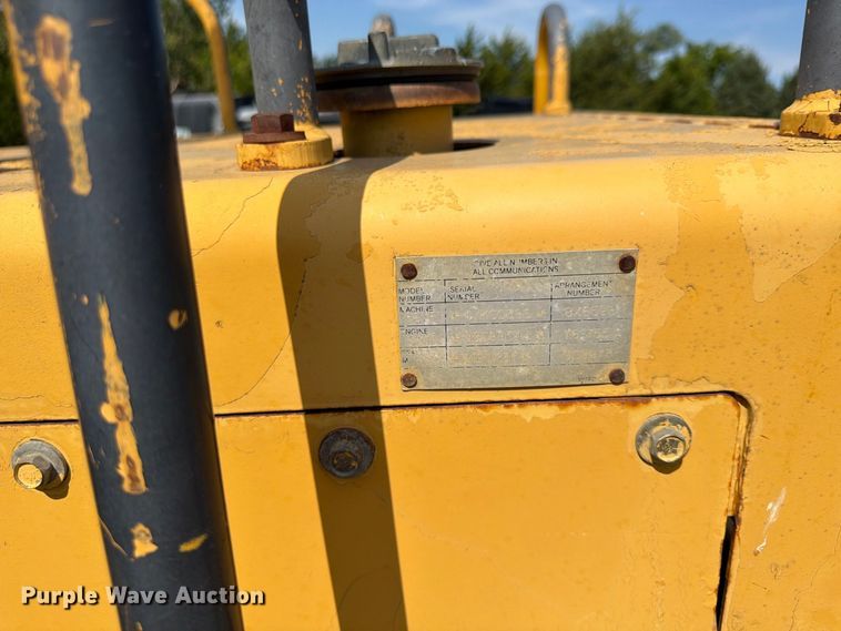 image for item FU4605 1996 Caterpillar 627F scraper