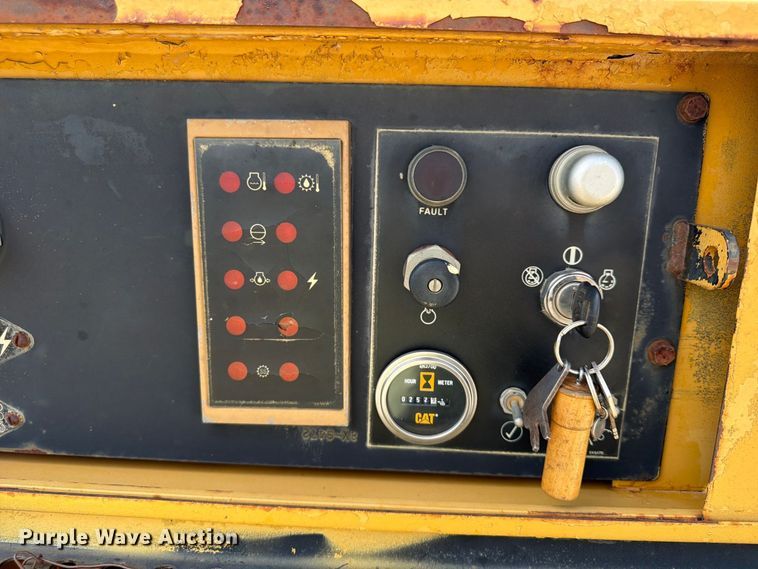 image for item FU4605 1996 Caterpillar 627F scraper