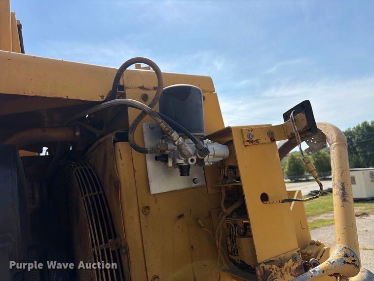 image for item FU4605 1996 Caterpillar 627F scraper