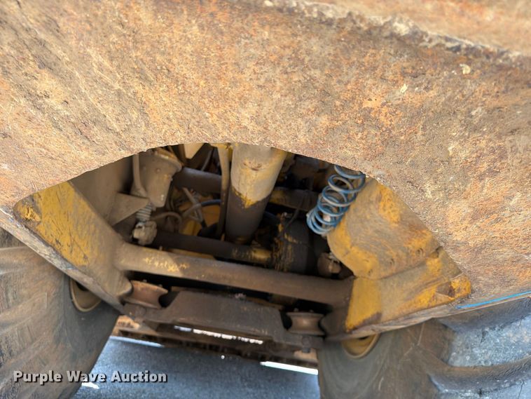 image for item FU4605 1996 Caterpillar 627F scraper
