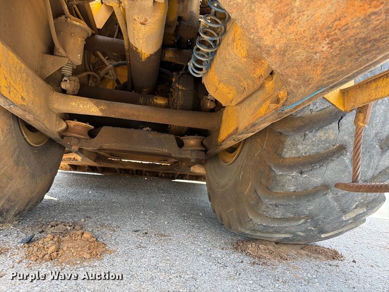 image for item FU4605 1996 Caterpillar 627F scraper