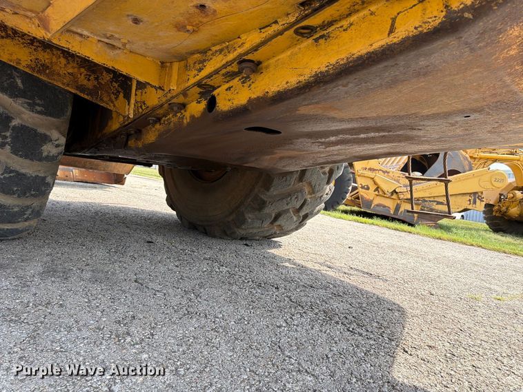 image for item FU4605 1996 Caterpillar 627F scraper