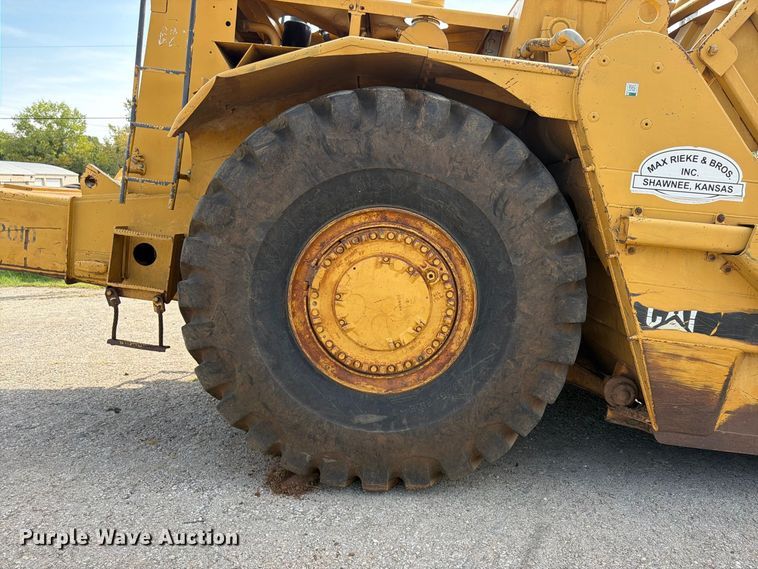 image for item FU4605 1996 Caterpillar 627F scraper