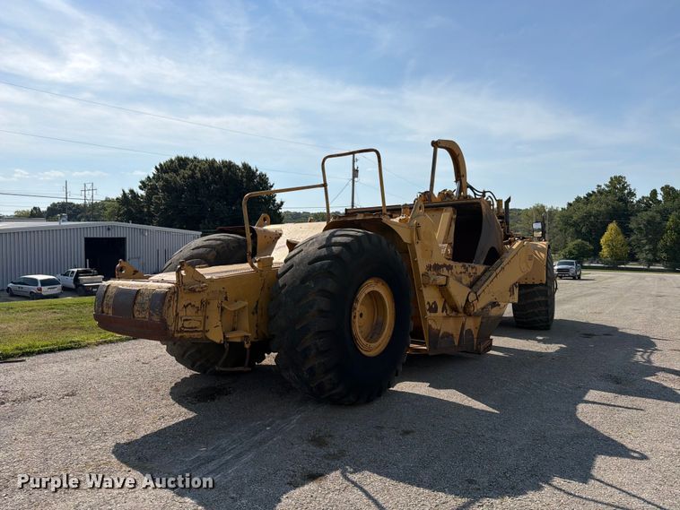 image for item FU4606 1997 Caterpillar 621F scraper