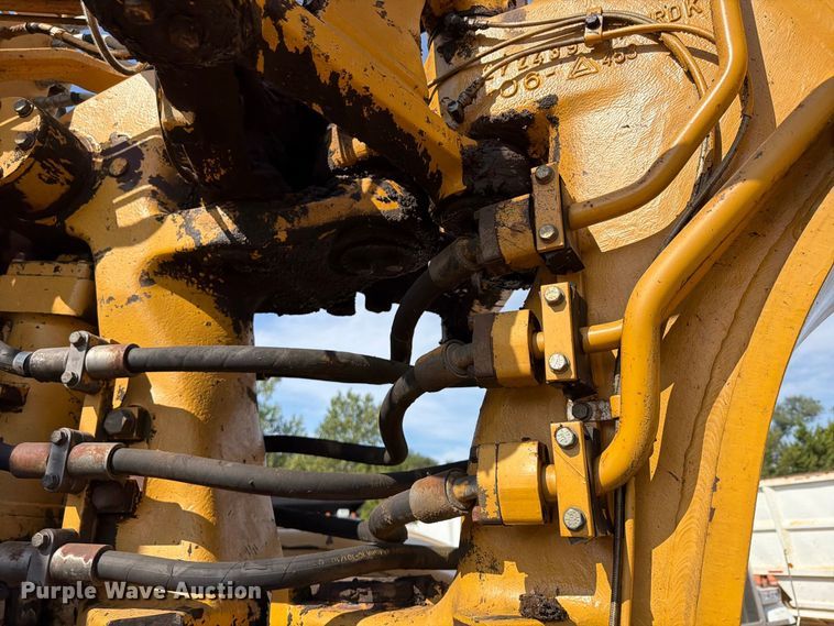 image for item FU4606 1997 Caterpillar 621F scraper