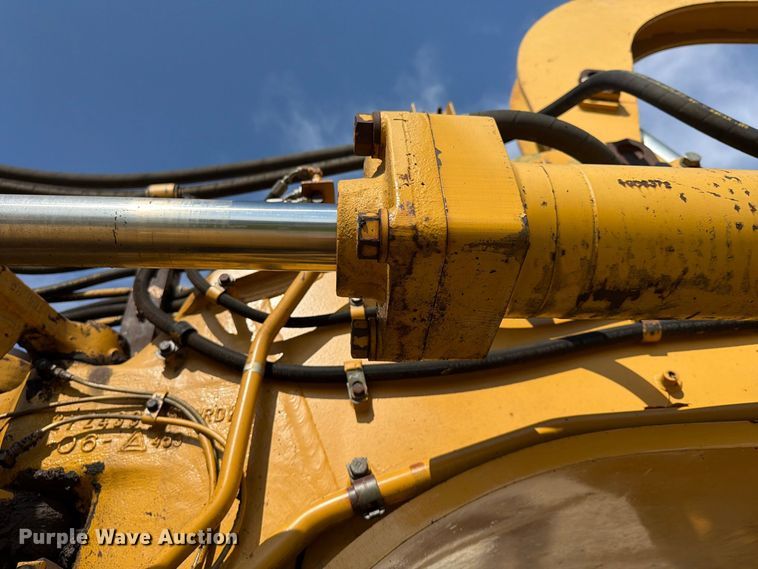 image for item FU4606 1997 Caterpillar 621F scraper