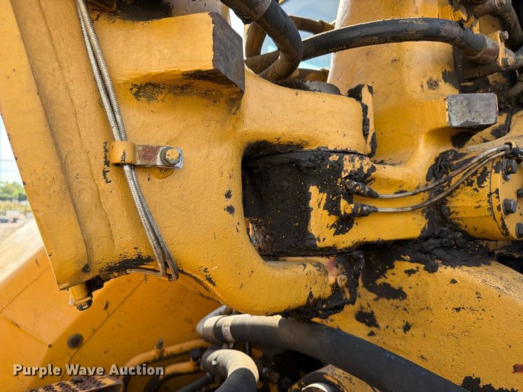 image for item FU4606 1997 Caterpillar 621F scraper