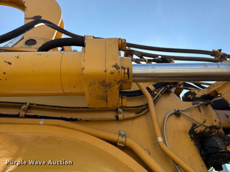 image for item FU4606 1997 Caterpillar 621F scraper