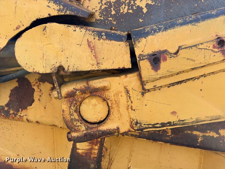 image for item FU4606 1997 Caterpillar 621F scraper