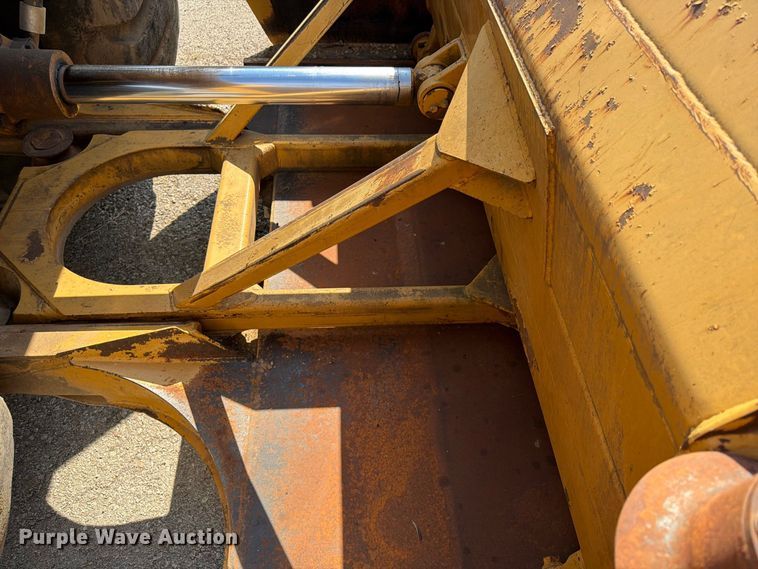 image for item FU4606 1997 Caterpillar 621F scraper