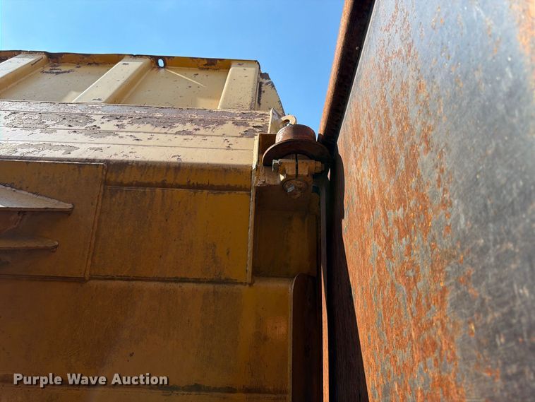 image for item FU4606 1997 Caterpillar 621F scraper
