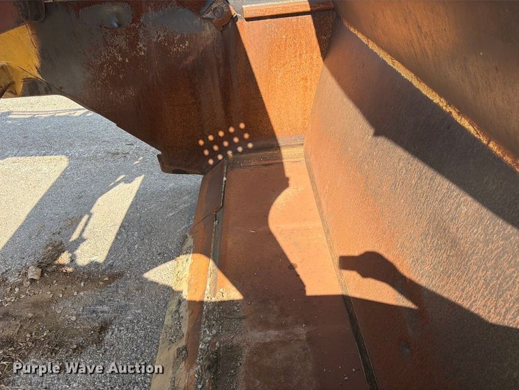 image for item FU4606 1997 Caterpillar 621F scraper