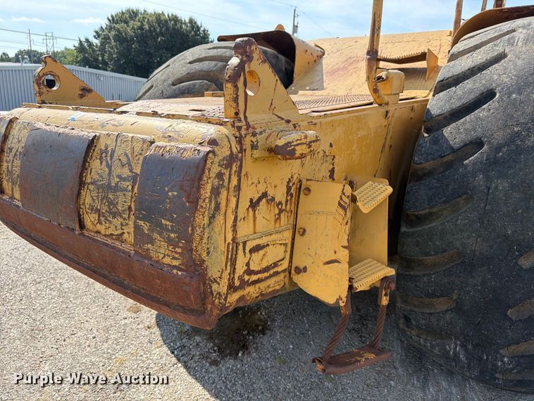 image for item FU4606 1997 Caterpillar 621F scraper