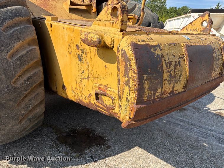 image for item FU4606 1997 Caterpillar 621F scraper