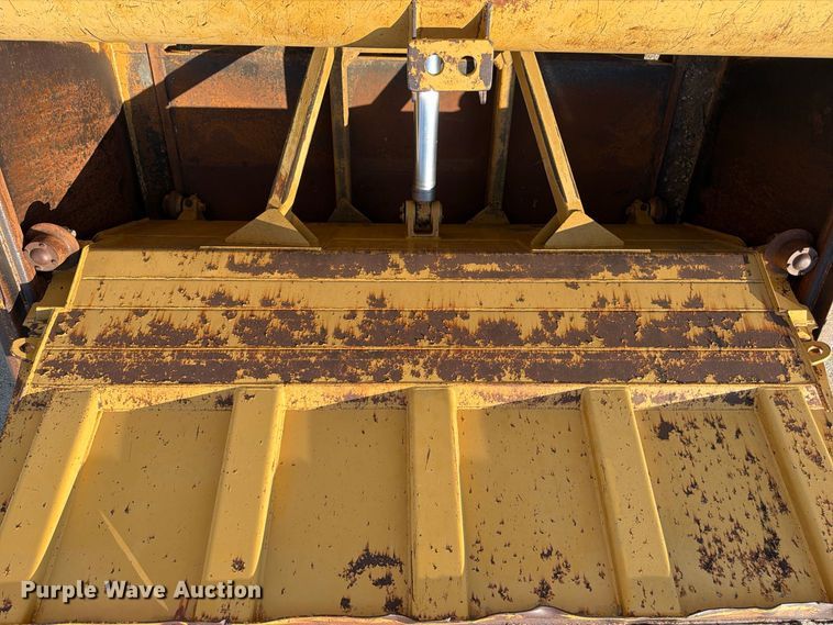 image for item FU4606 1997 Caterpillar 621F scraper