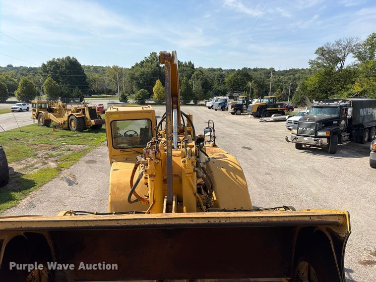 image for item FU4606 1997 Caterpillar 621F scraper