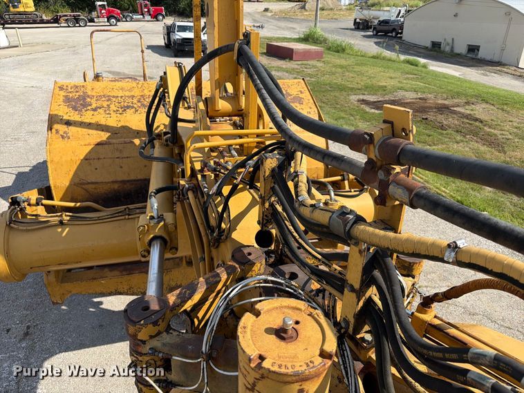 image for item FU4606 1997 Caterpillar 621F scraper