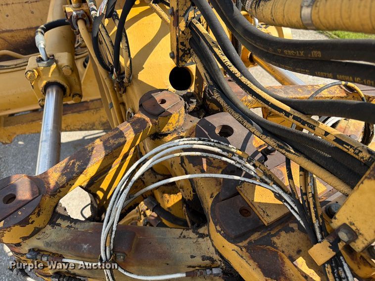 image for item FU4606 1997 Caterpillar 621F scraper
