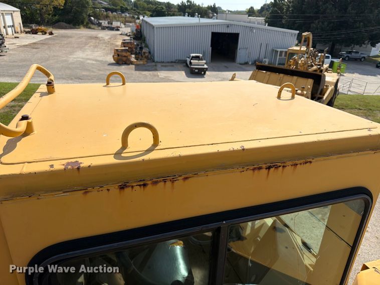 image for item FU4606 1997 Caterpillar 621F scraper